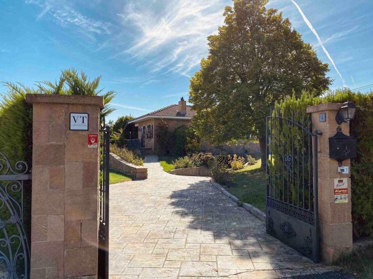 Sagastienea Villa Con Piscina Y Tenis En La Rioja Samaniego Bagian luar foto